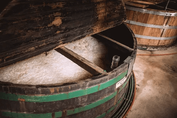 （圖：發(fā)酵泡沫場(chǎng)景）